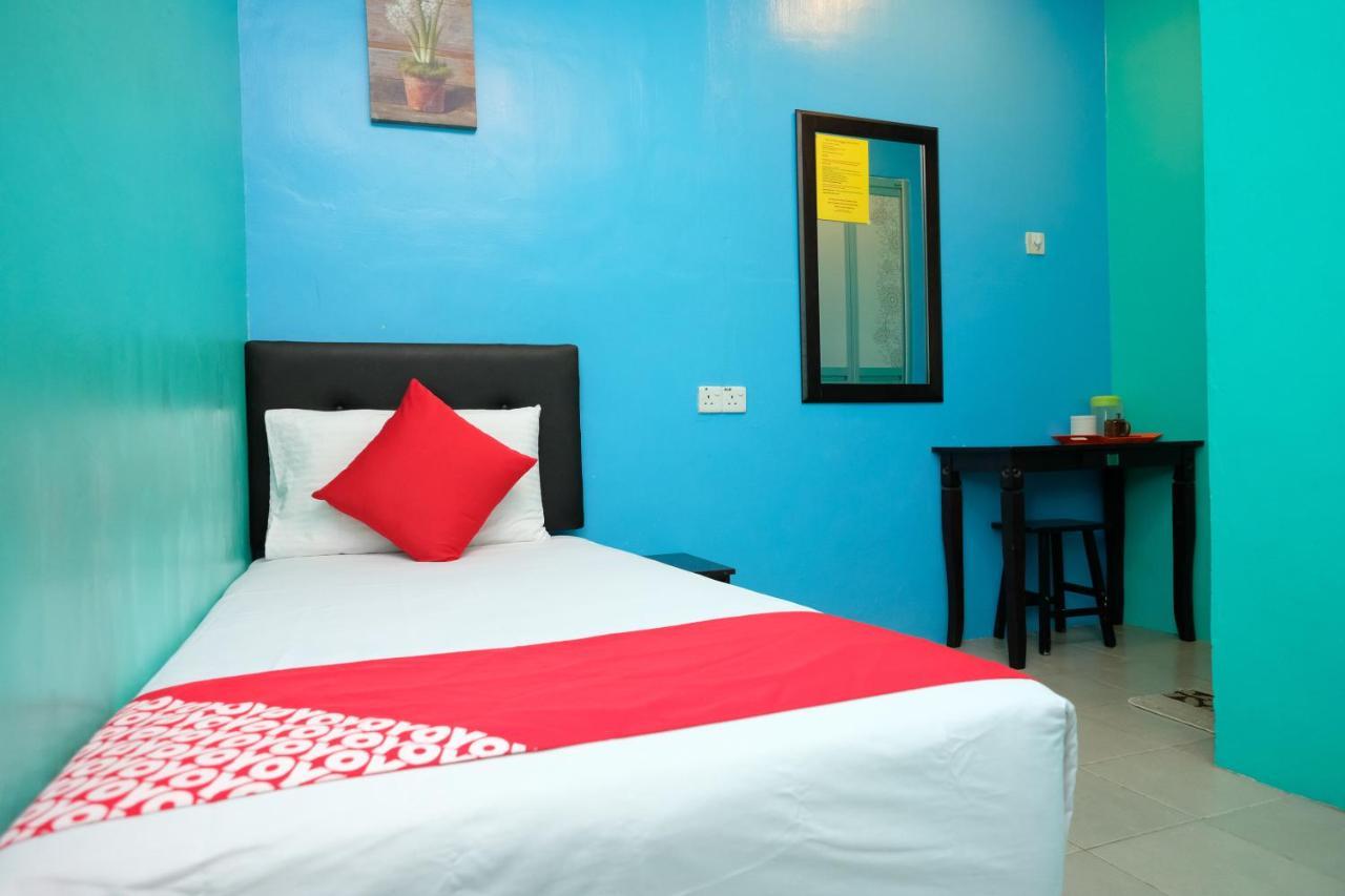 Oyo 603 Sri Padang Inn Куантан Екстериор снимка