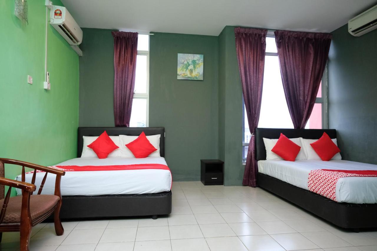 Oyo 603 Sri Padang Inn Куантан Екстериор снимка