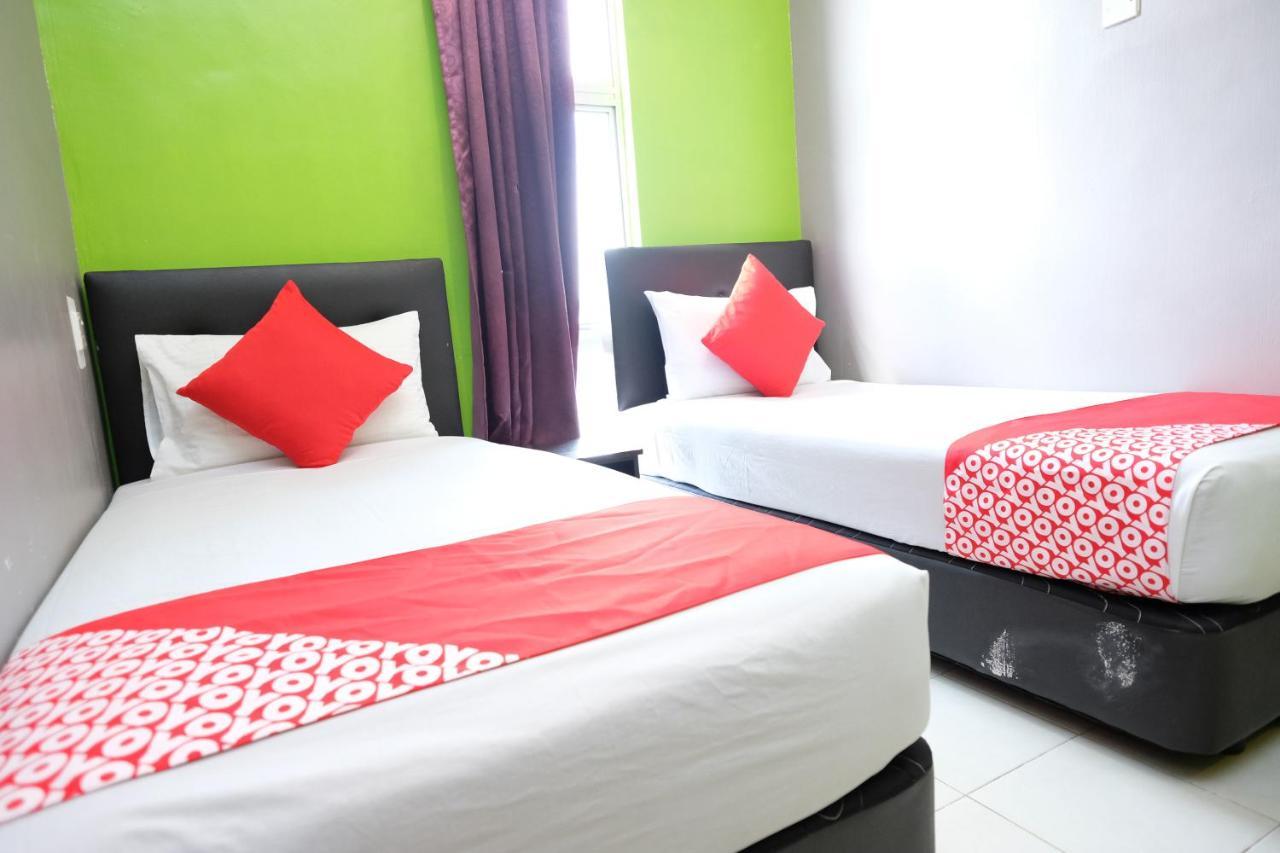Oyo 603 Sri Padang Inn Куантан Екстериор снимка