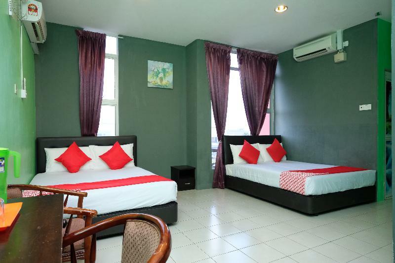 Oyo 603 Sri Padang Inn Куантан Екстериор снимка