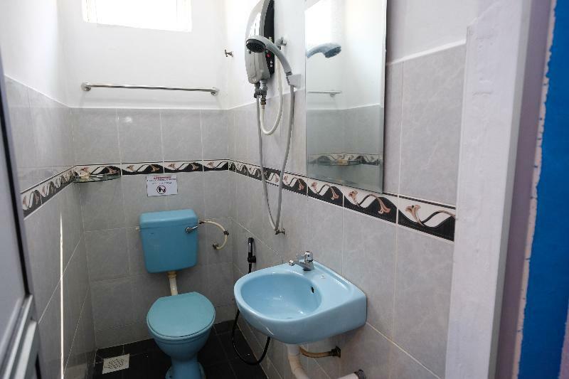 Oyo 603 Sri Padang Inn Куантан Екстериор снимка