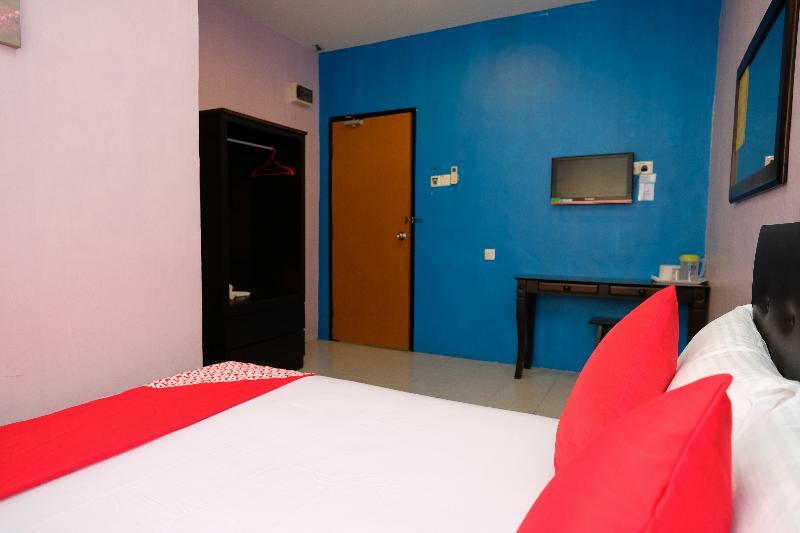 Oyo 603 Sri Padang Inn Куантан Екстериор снимка