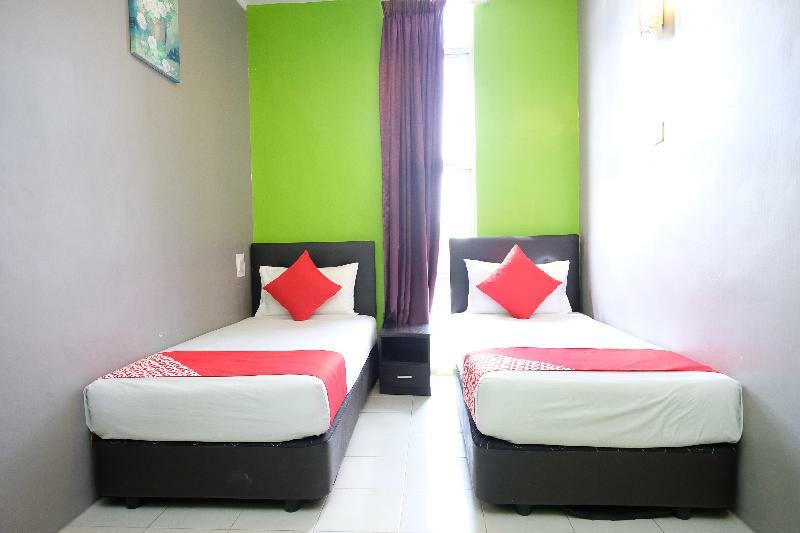 Oyo 603 Sri Padang Inn Куантан Екстериор снимка