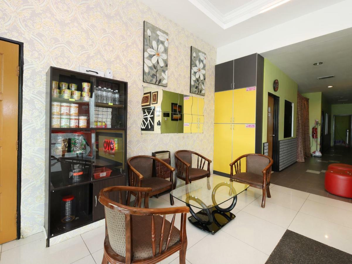 Oyo 603 Sri Padang Inn Куантан Екстериор снимка