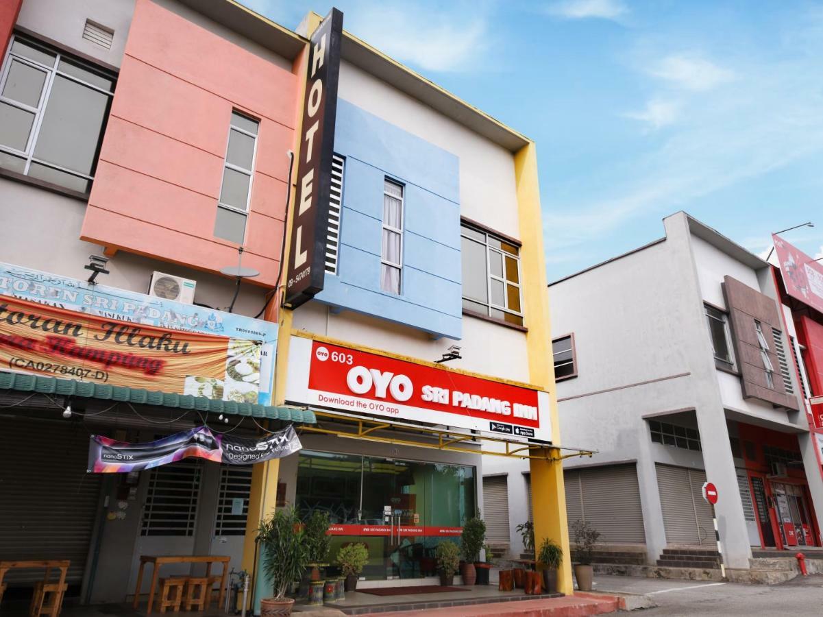 Oyo 603 Sri Padang Inn Куантан Екстериор снимка