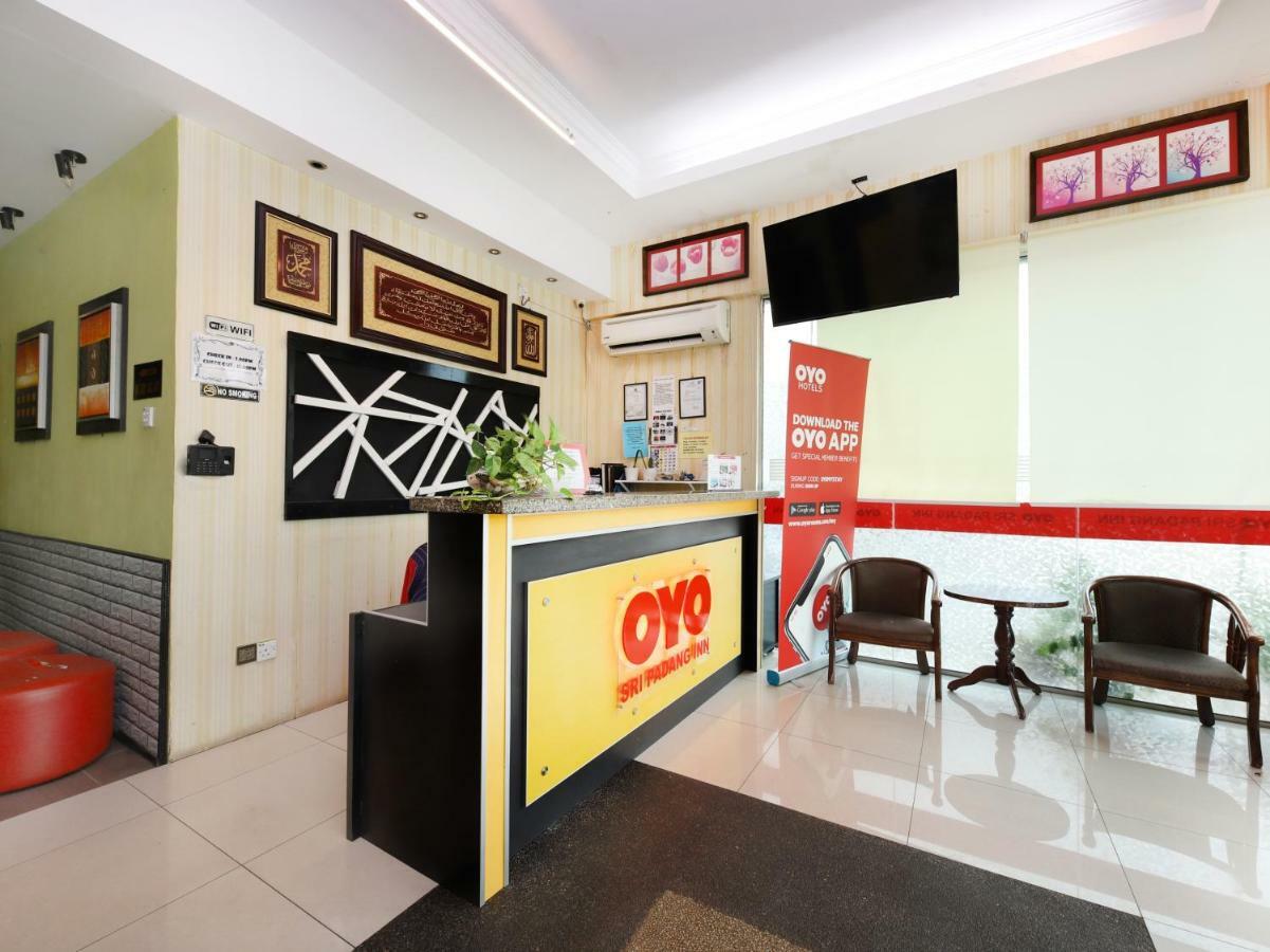 Oyo 603 Sri Padang Inn Куантан Екстериор снимка