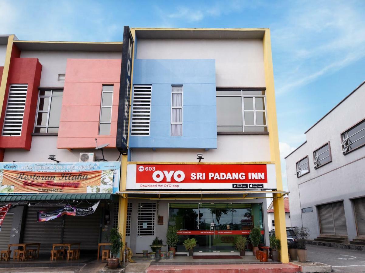 Oyo 603 Sri Padang Inn Куантан Екстериор снимка