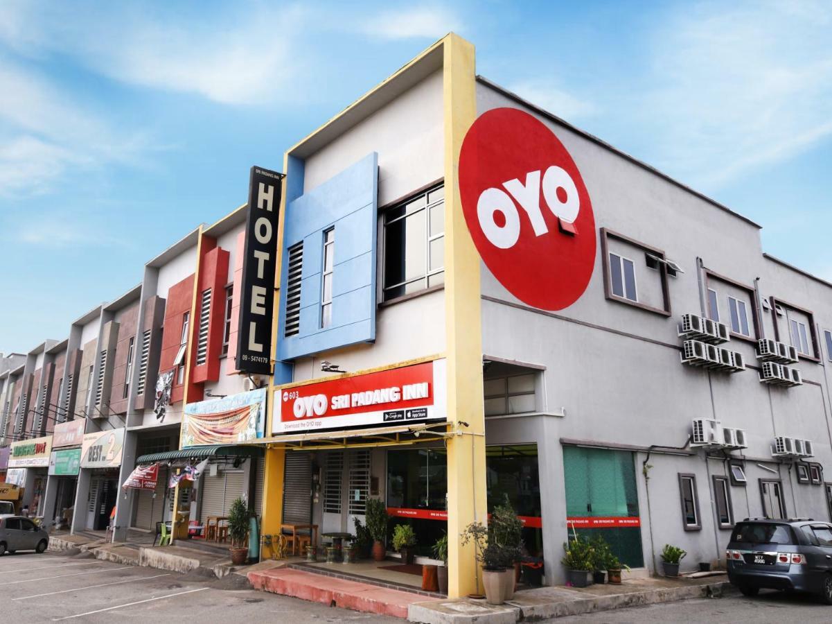 Oyo 603 Sri Padang Inn Куантан Екстериор снимка